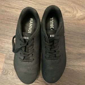 Nobull Men’s 9.5 women’s 11 black and grey trainers